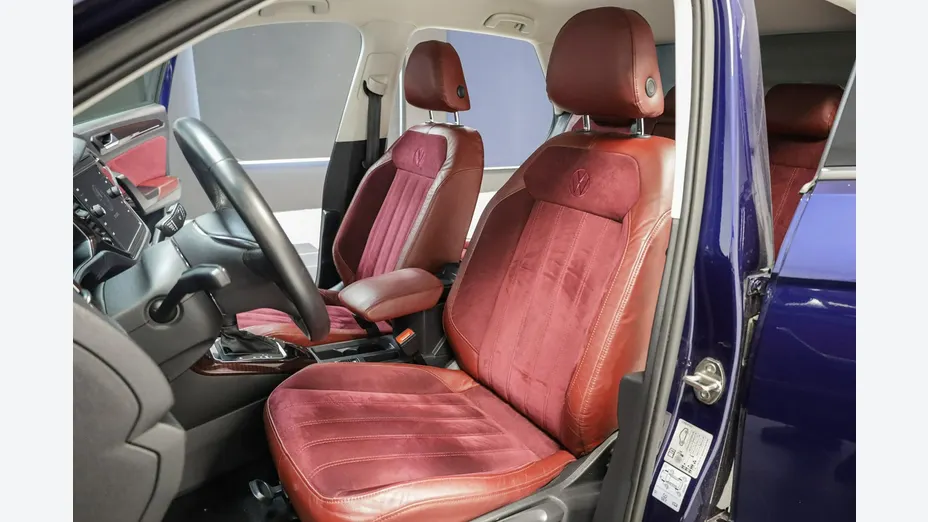 VOLKSWAGEN T-ROC -