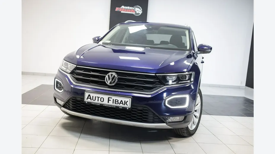 VOLKSWAGEN T-ROC -