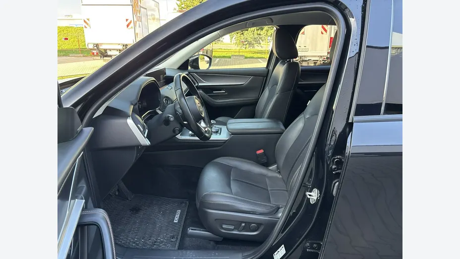 MAZDA CX-60 -