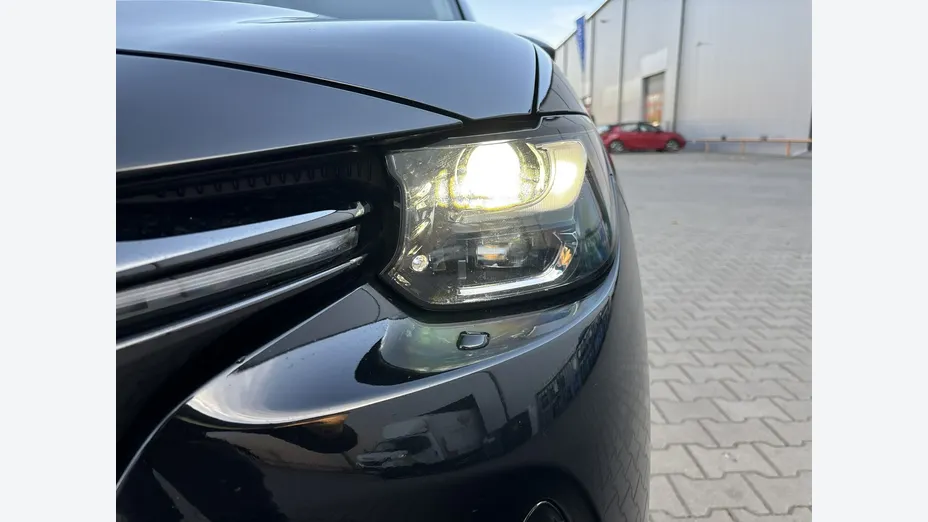 MAZDA CX-60 -