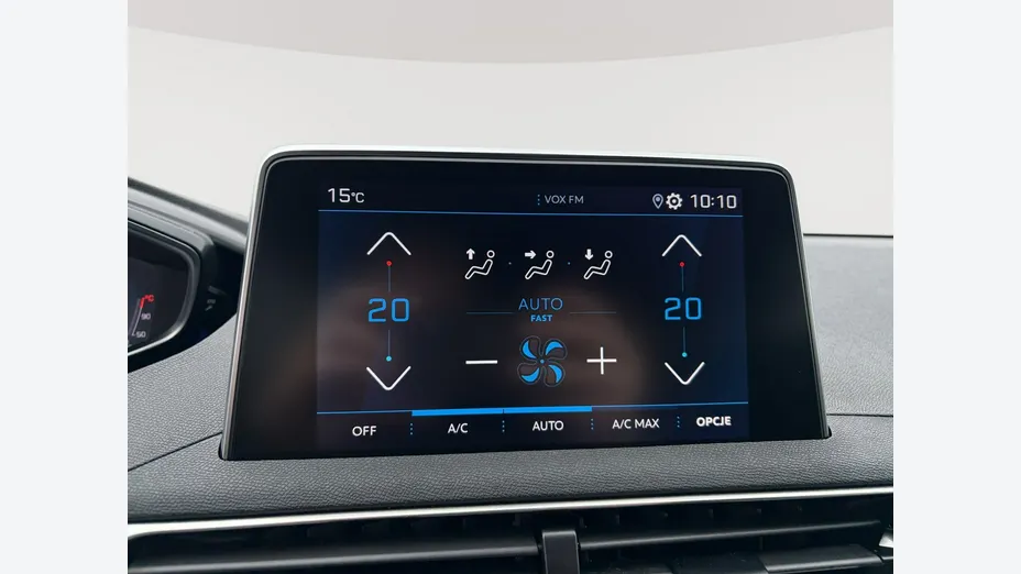 PEUGEOT 3008 -