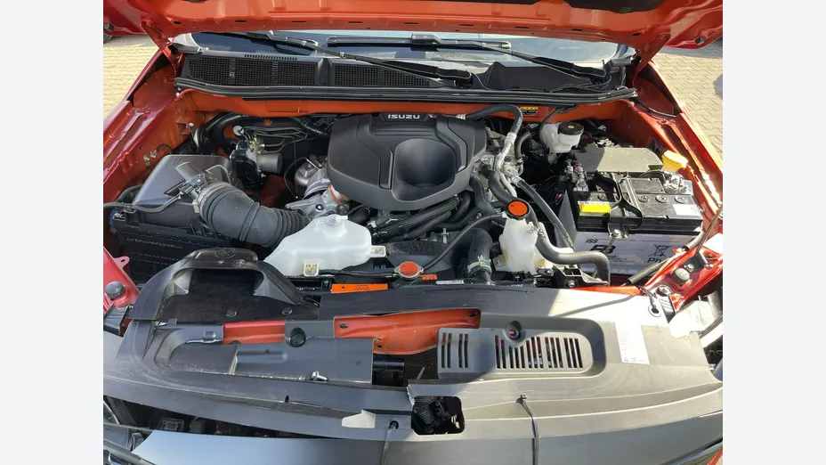 ISUZU D-Max -