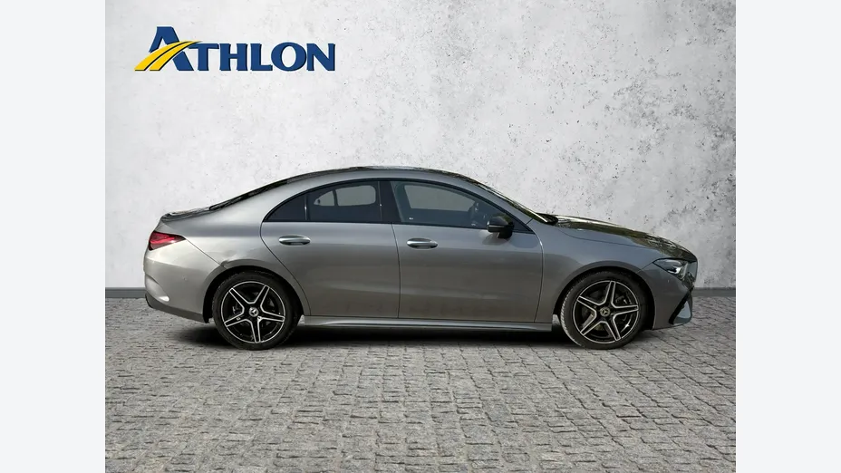 MERCEDES-BENZ CLA -