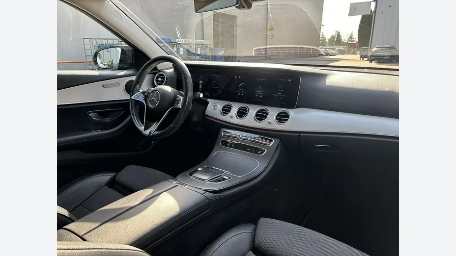 MERCEDES-BENZ E Klasa -