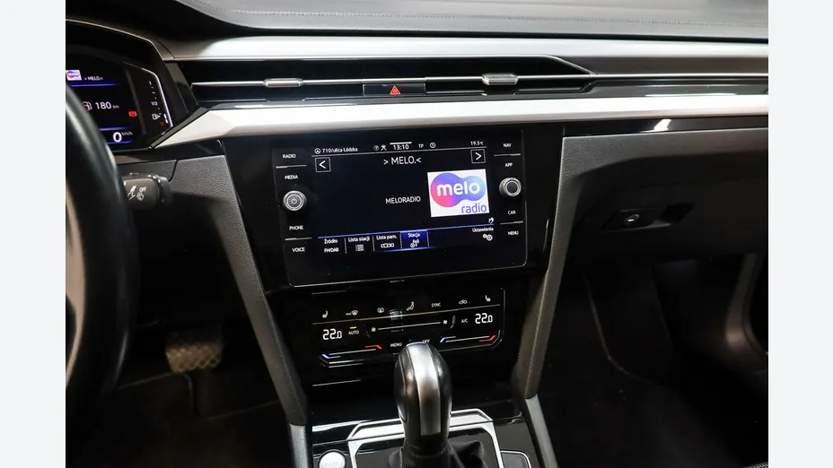 VOLKSWAGEN Arteon -