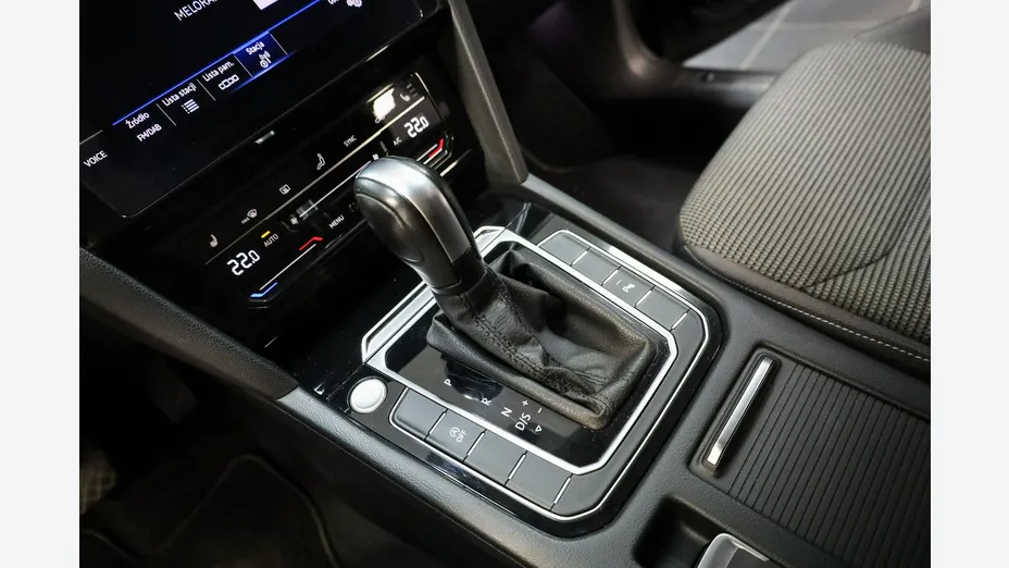 VOLKSWAGEN Arteon -