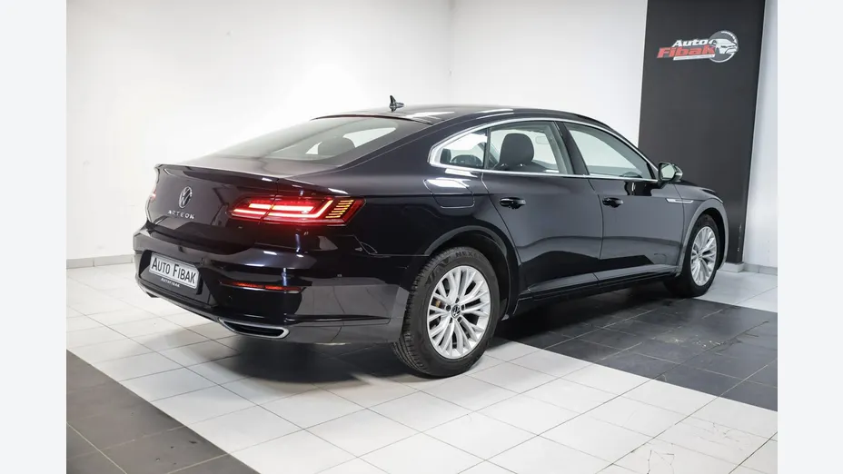 VOLKSWAGEN Arteon -