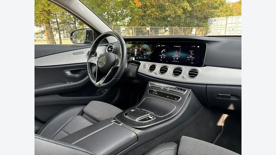 MERCEDES-BENZ E Klasa -