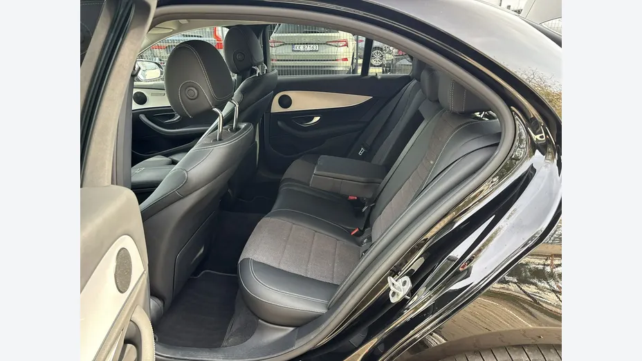 MERCEDES-BENZ E Klasa -