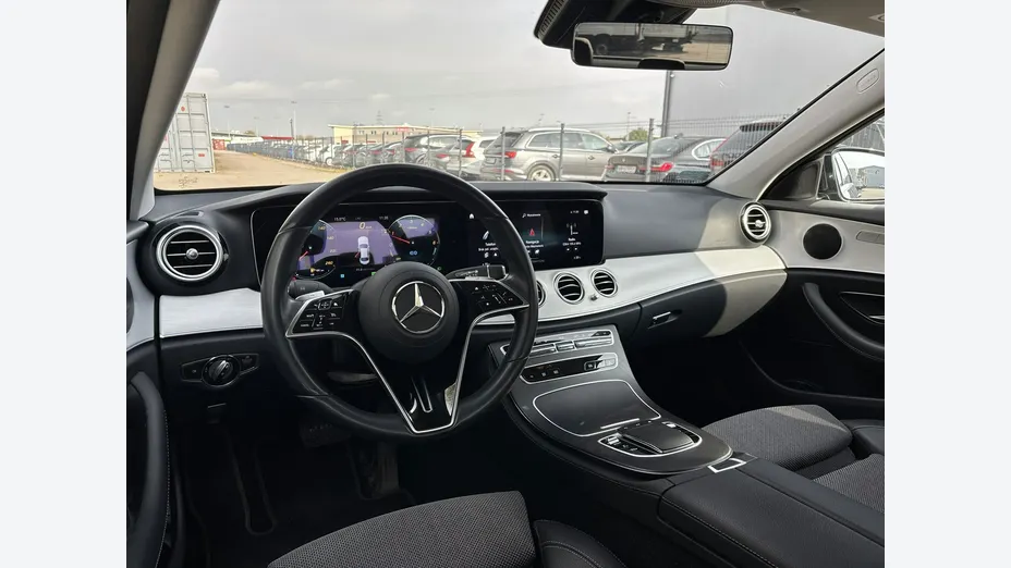MERCEDES-BENZ E Klasa -