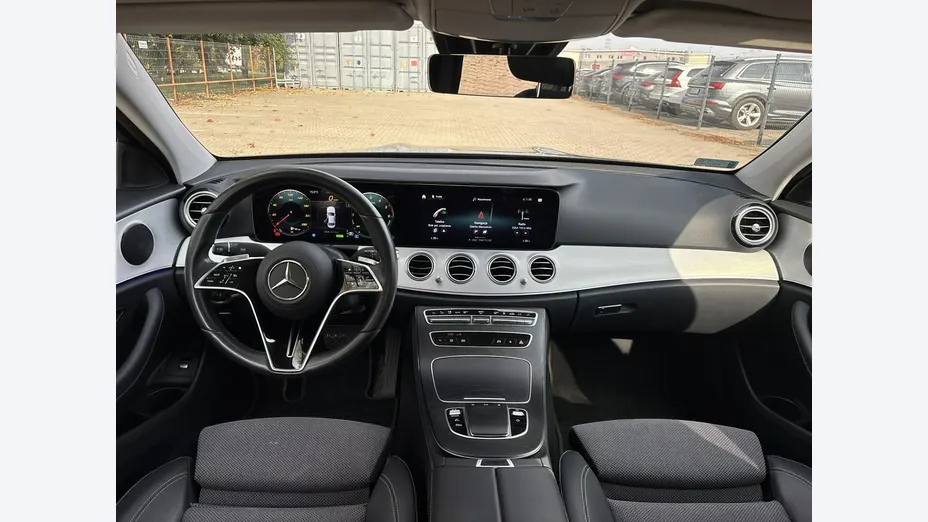 MERCEDES-BENZ E Klasa -