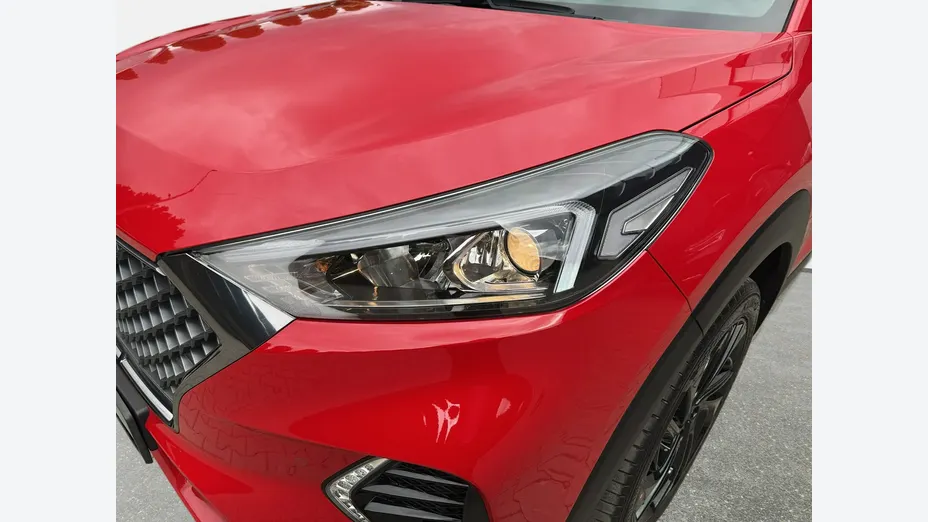 HYUNDAI Tucson -