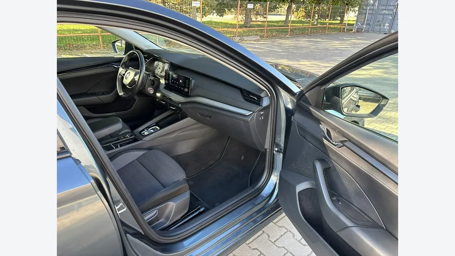 SKODA Octavia -