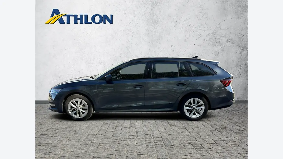 SKODA Octavia -