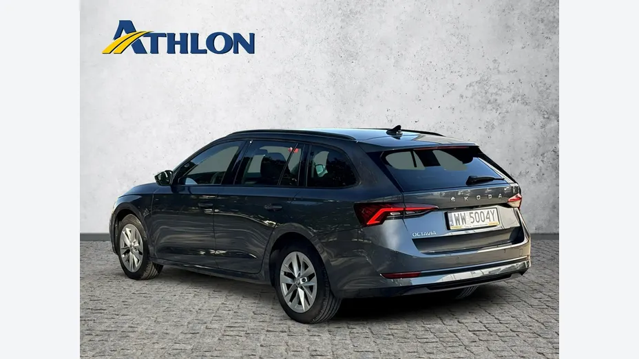 SKODA Octavia -