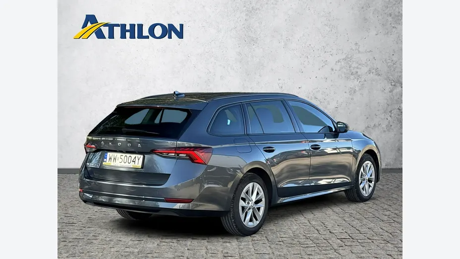 SKODA Octavia -