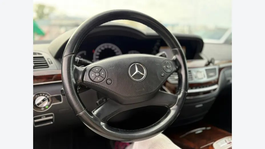 MERCEDES-BENZ S Klasa -