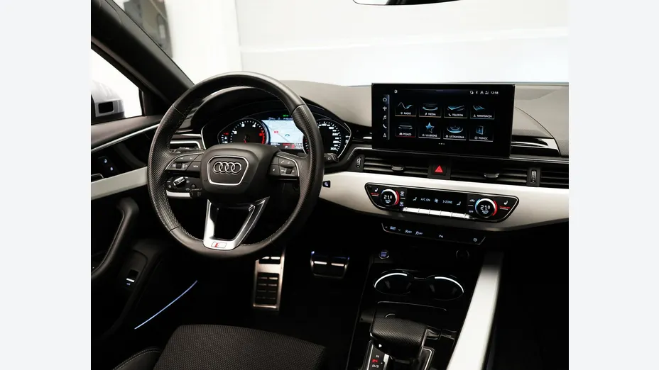 AUDI A4 Avant -