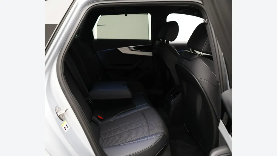 AUDI A4 Avant -