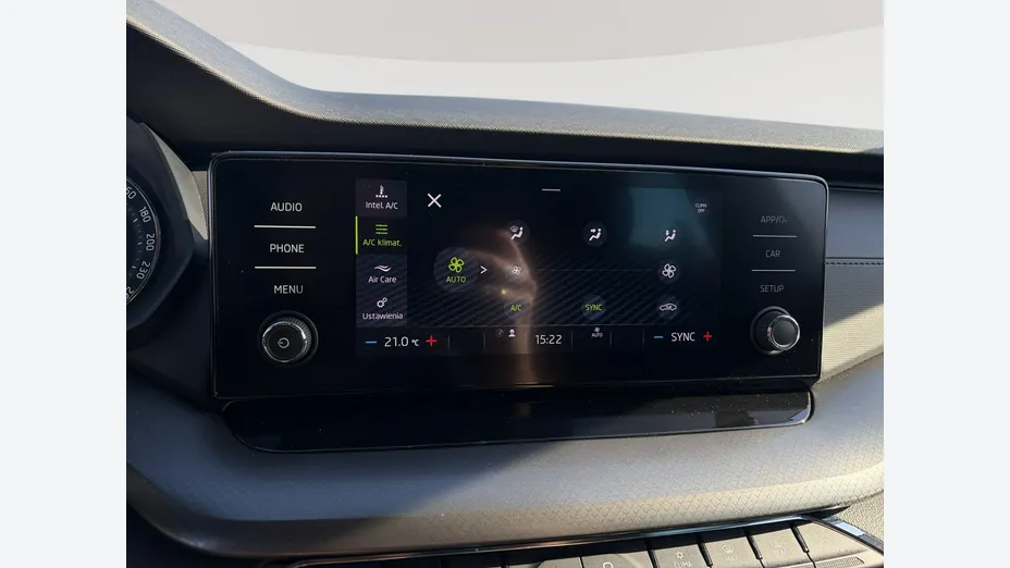 SKODA Octavia -