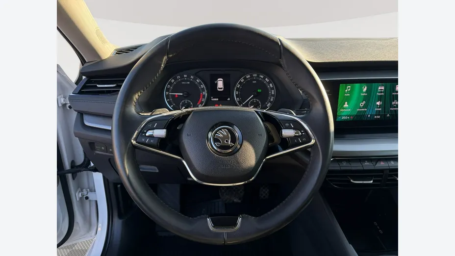 SKODA Octavia -