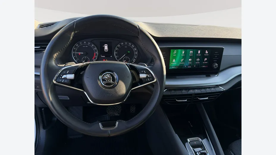 SKODA Octavia -
