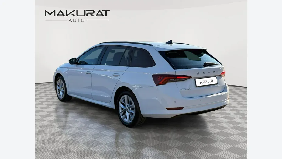 SKODA Octavia -
