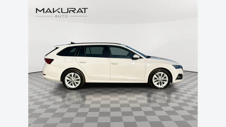 SKODA Octavia -
