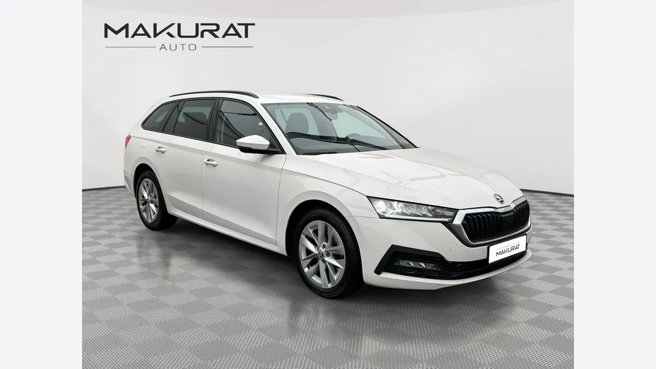 SKODA Octavia -