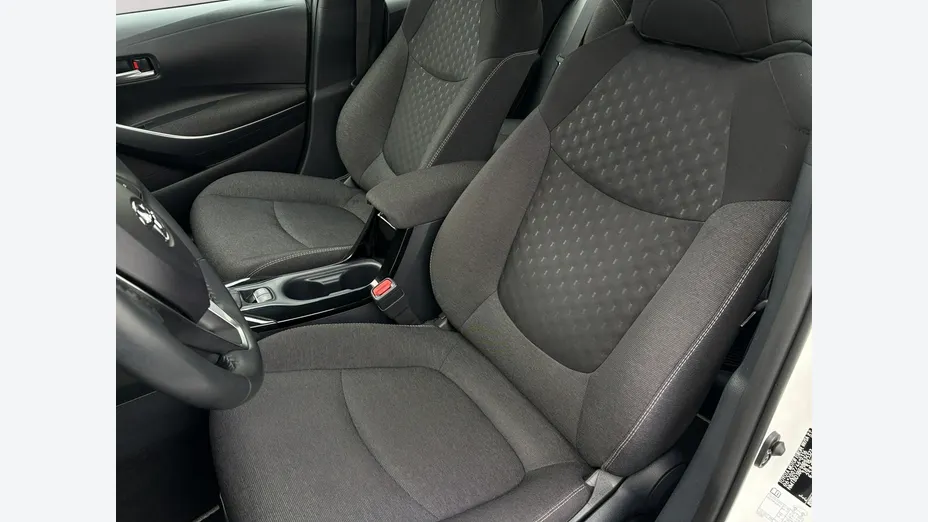 TOYOTA Corolla -