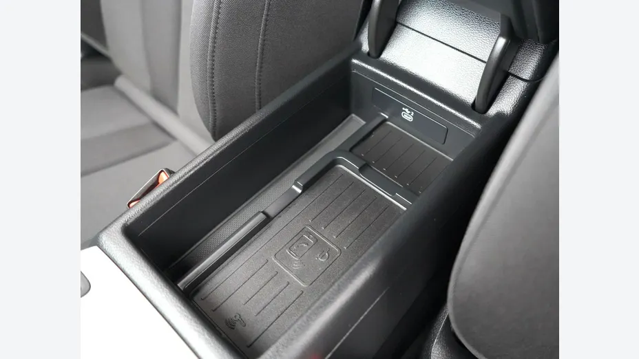 AUDI A4 -