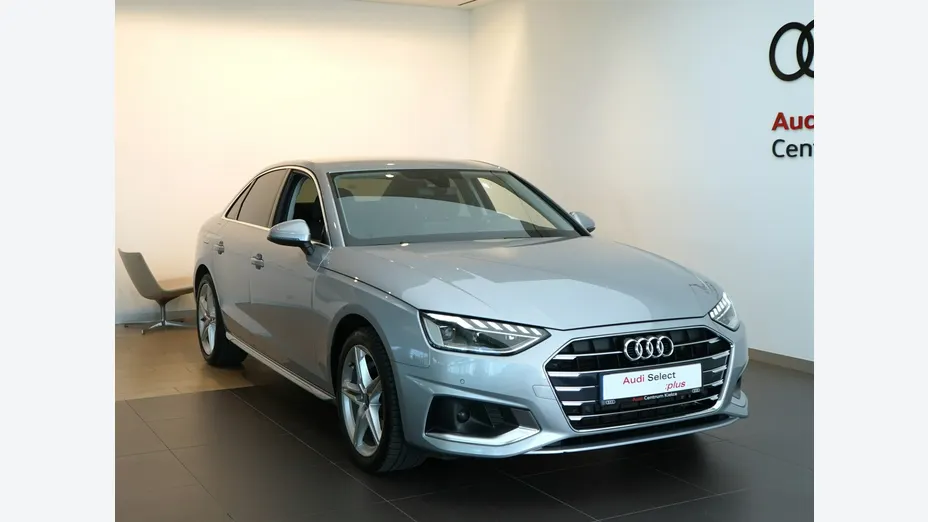 AUDI A4 -