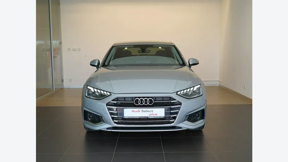 AUDI A4 -