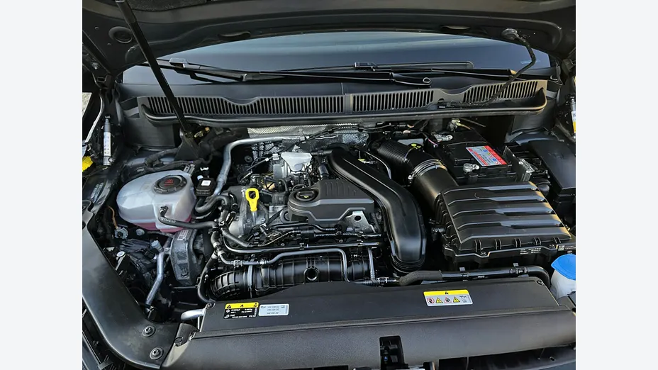 VOLKSWAGEN Touran -