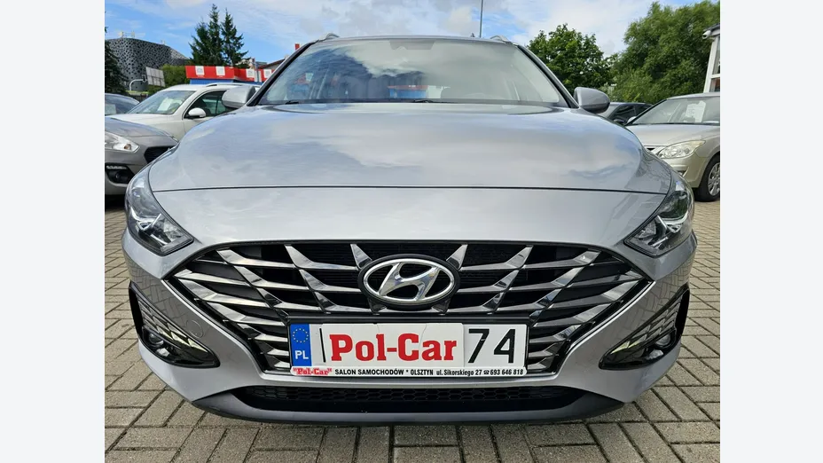 HYUNDAI i30 -