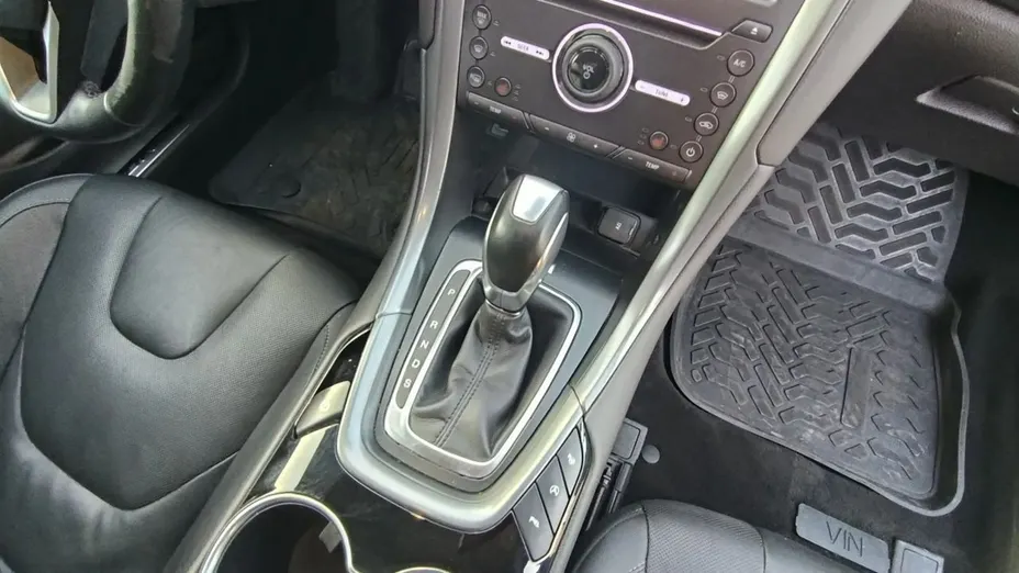 FORD Mondeo -