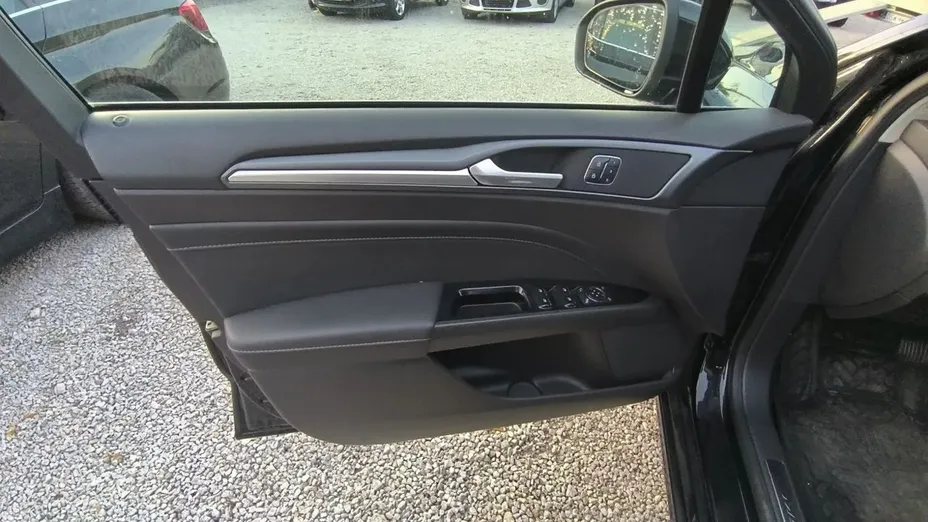 FORD Mondeo -