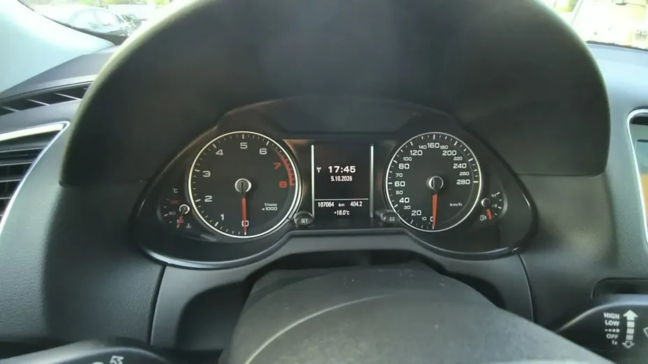 AUDI Q5 -