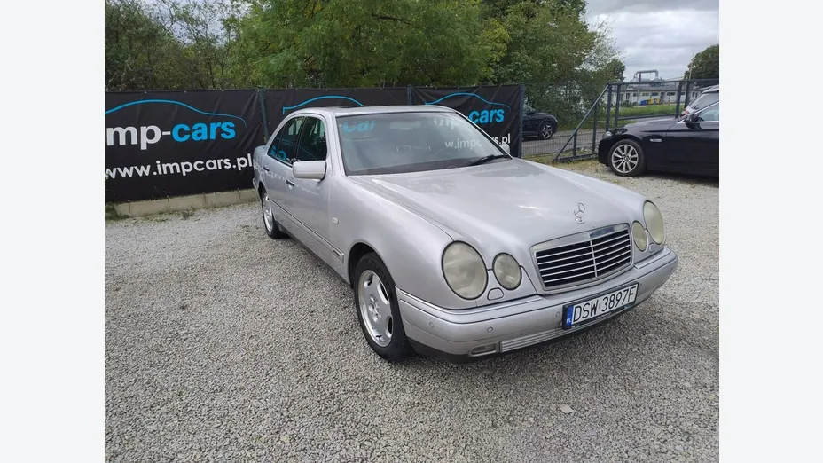 MERCEDES-BENZ E Klasa -