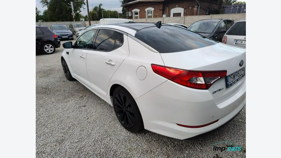 KIA Optima -