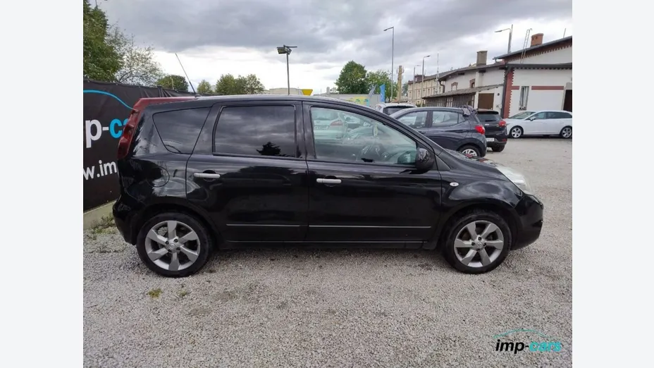 NISSAN Note -