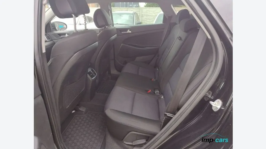 HYUNDAI Tucson -