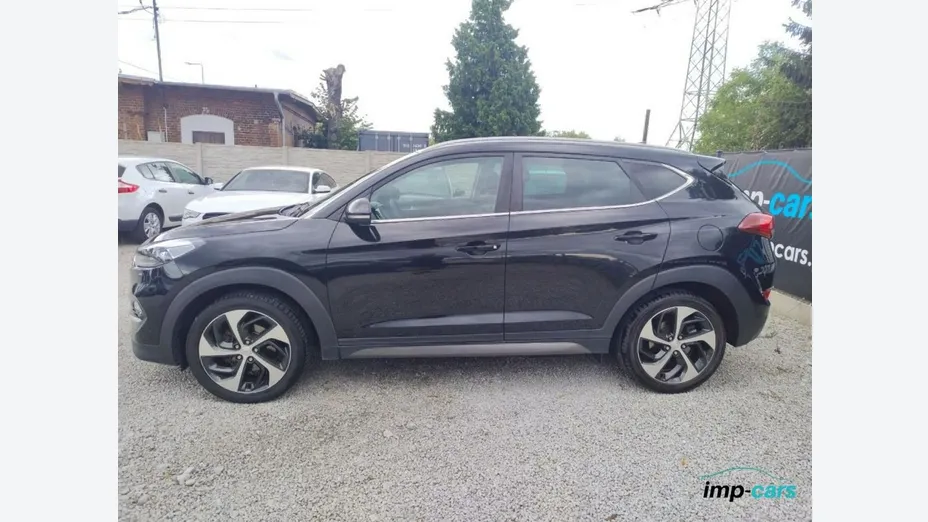 HYUNDAI Tucson -