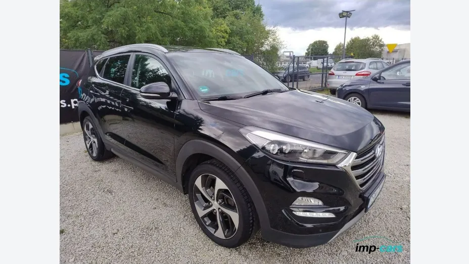 HYUNDAI Tucson -