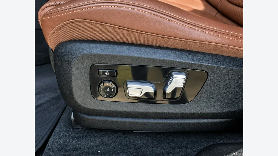 BMW X6 -