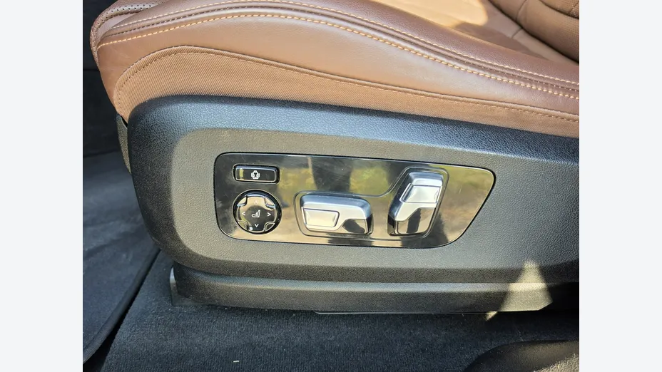 BMW X6 -