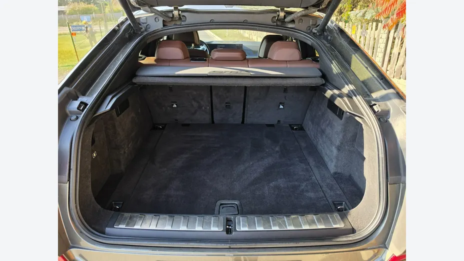 BMW X6 -