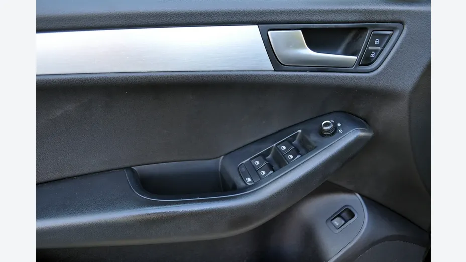 AUDI Q5 -