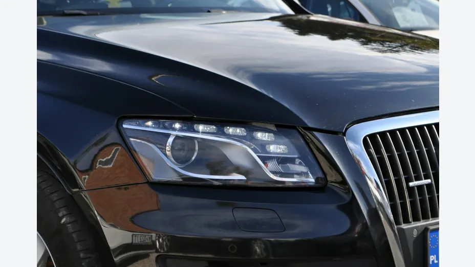 AUDI Q5 -