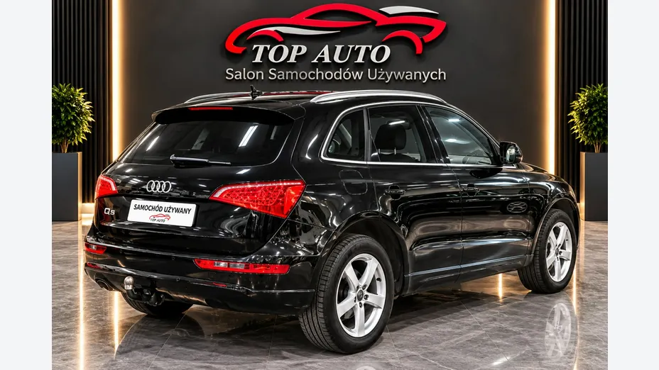 AUDI Q5 -
